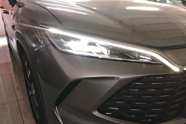 Used BYD Song L DM-i 2025 Intelligent Driving Version 160 km Excellence Edition Right Front Headlight