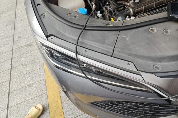 Used BYD Song L DM-i 2025 Intelligent Driving Version 112 km Leading Trim Right Front Headlight