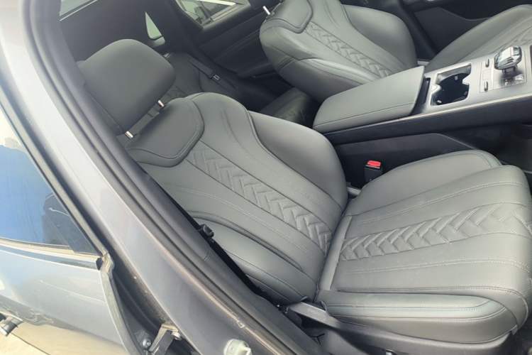 Used BYD Song L DM-i 2025 Intelligent Driving Version 160 km Beyond-Range Type Right Front Seat