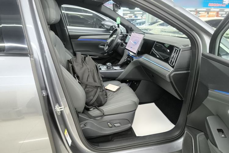 Used BYD Song L DM-i 2025 Intelligent Driving Version 160 km Excellence Edition Right Front Seat