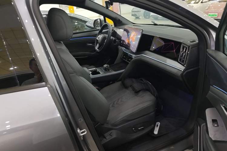Used BYD Song L DM-i 2025 Intelligent Driving Version 160 km Beyond-Range Type Right Front Seat