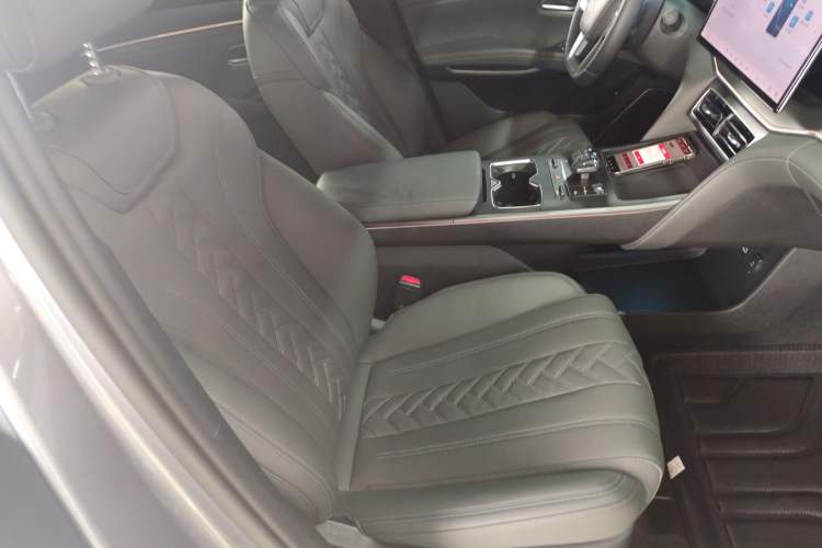 Used BYD Song L DM-i 2025 Intelligent Driving Version 160 km Excellence Edition Right Front Seat
