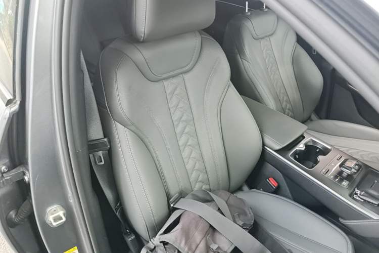 Used BYD Song L DM-i 2025 Intelligent Driving Version 160 km Excellence Edition Right Front Seat