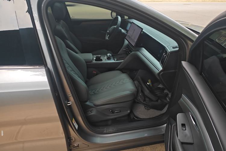 Used BYD Song L DM-i 2025 Intelligent Driving Version 112 km Beyond-Range Type Right Front Seat