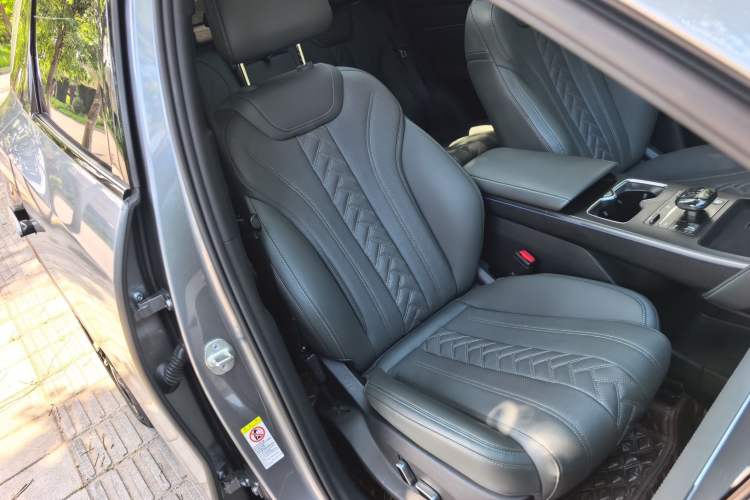 Used BYD Song L DM-i 2025 Intelligent Driving Version 112 km Beyond-Range Type Right Front Seat