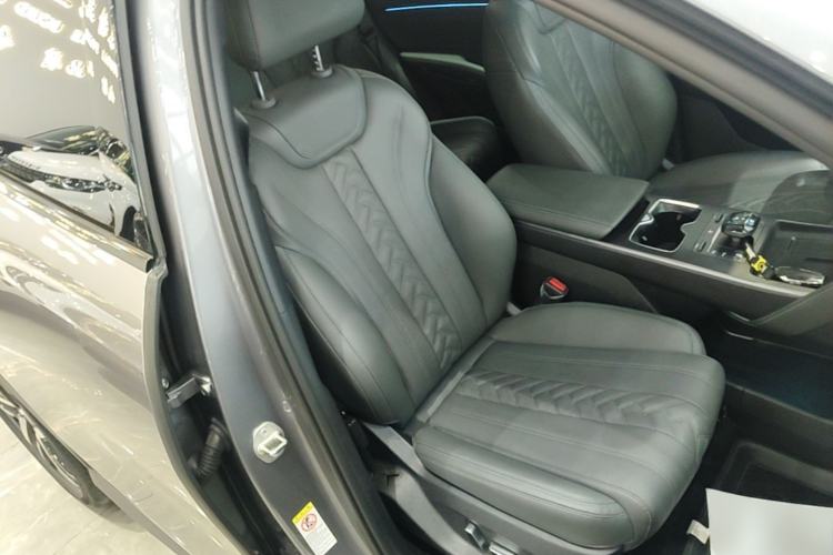 Used BYD Song L DM-i 2025 Intelligent Driving Version 112 km Beyond-Range Type Right Front Seat