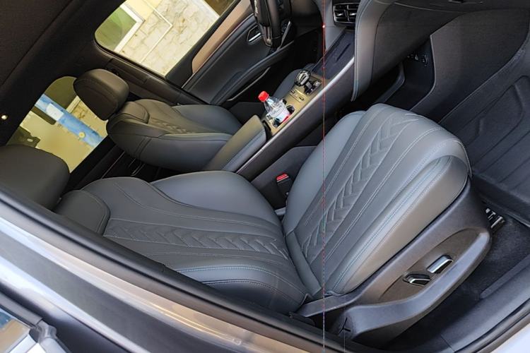 Used BYD Song L DM-i 2025 Intelligent Driving Version 160 km Excellence Edition Right Front Seat