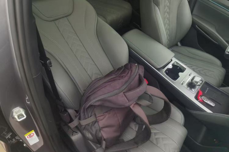Used BYD Song L DM-i 2025 Intelligent Driving Version 112 km Beyond-Range Type Right Front Seat
