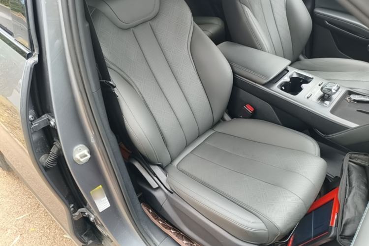 Used BYD Song L DM-i 2025 Intelligent Driving Version 112 km Leading Trim Right Front Seat