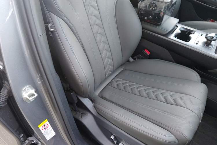 Used BYD Song L DM-i 2025 Intelligent Driving Version 160 km Beyond-Range Type Right Front Seat