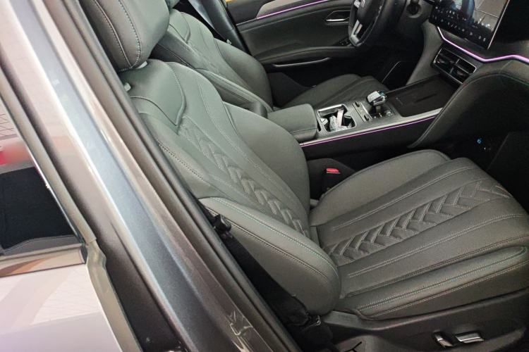 Used BYD Song L DM-i 2025 Intelligent Driving Version 160 km Beyond-Range Type Right Front Seat