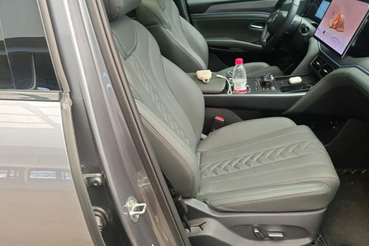Used BYD Song L DM-i 2025 Intelligent Driving Version 160 km Beyond-Range Type Right Front Seat