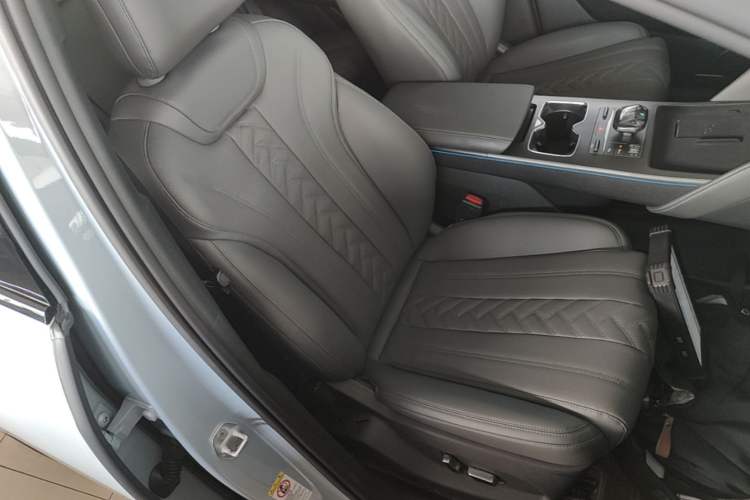 Used BYD Song L DM-i 2025 Intelligent Driving Version 160 km Beyond-Range Type Right Front Seat