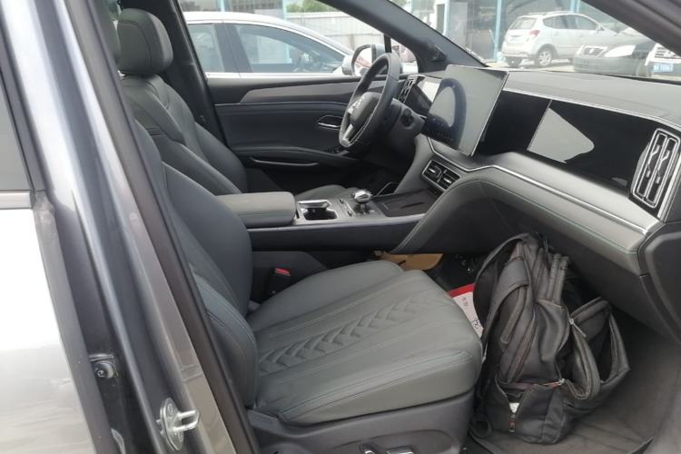 Used BYD Song L DM-i 2025 Intelligent Driving Version 112 km Beyond-Range Type Right Front Seat