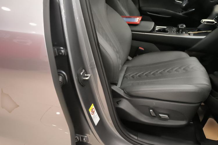 Used BYD Song L DM-i 2025 Intelligent Driving Version 112 km Beyond-Range Type Right Front Seat