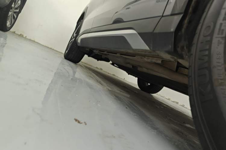 Used BYD Song L DM-i 2025 Intelligent Driving Version 112 km Beyond-Range Type Right Side Sill