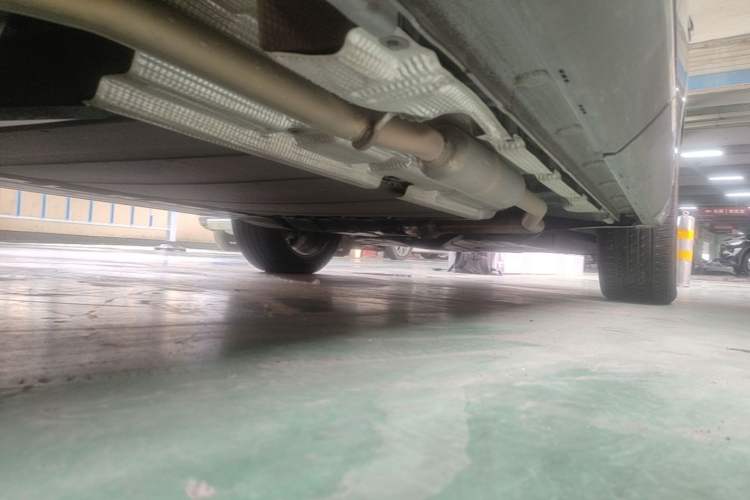 Used BYD Song L DM-i 2025 Intelligent Driving Version 112 km Beyond-Range Type Right Side Sill