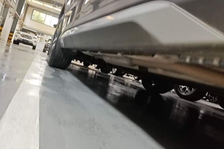 Used BYD Song L DM-i 2025 Intelligent Driving Version 112 km Beyond-Range Type Right Side Sill