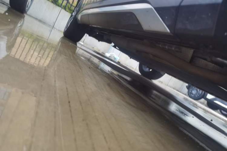 Used BYD Song L DM-i 2025 Intelligent Driving Version 112 km Beyond-Range Type Right Side Sill