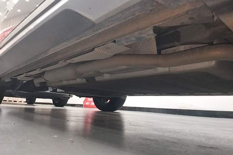 Used BYD Song L DM-i 2025 Intelligent Driving Version 160 km Beyond-Range Type Right Side Sill