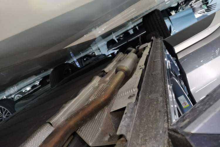 Used BYD Song L DM-i 2025 Intelligent Driving Version 160 km Beyond-Range Type Right Side Sill