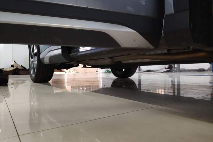 Used BYD Song L DM-i 2025 Intelligent Driving Version 160 km Beyond-Range Type Right Side Sill
