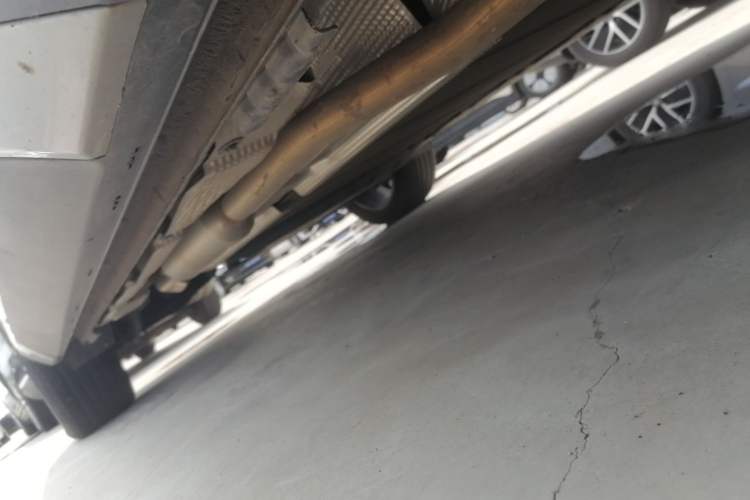 Used BYD Song L DM-i 2025 Intelligent Driving Version 112 km Beyond-Range Type Right Side Sill