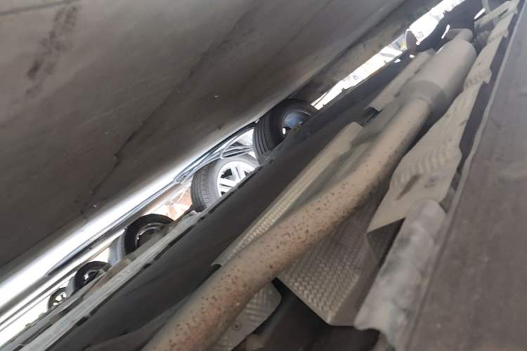 Used BYD Song L DM-i 2025 Intelligent Driving Version 112 km Beyond-Range Type Right Side Sill