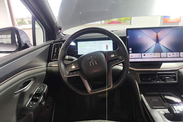 Used BYD Song L DM-i 2025 Intelligent Driving Version 160 km Excellence Edition Steering Wheel
