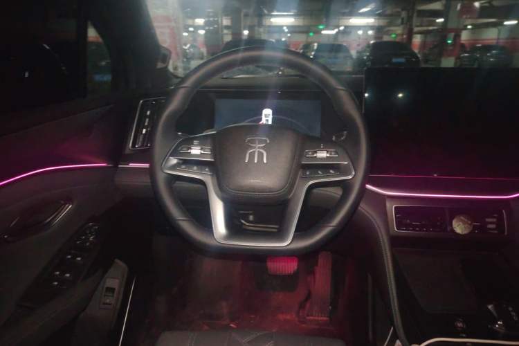 Used BYD Song L DM-i 2025 Intelligent Driving Version 112 km Leading Trim Steering Wheel