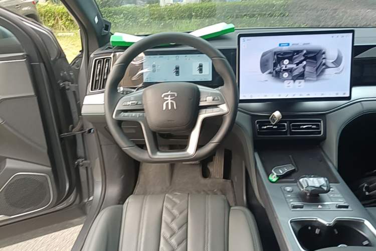 Used BYD Song L DM-i 2025 Intelligent Driving Version 160 km Excellence Edition Steering Wheel