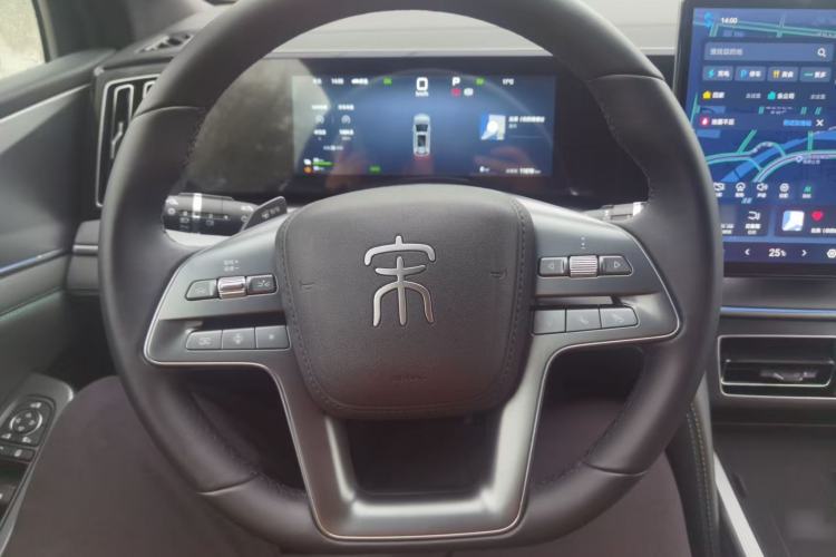 Used BYD Song L DM-i 2025 Intelligent Driving Version 112 km Beyond-Range Type Steering Wheel