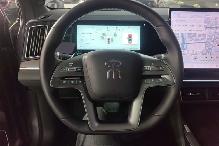 Used BYD Song L DM-i 2025 Intelligent Driving Version 160 km Beyond-Range Type Steering Wheel