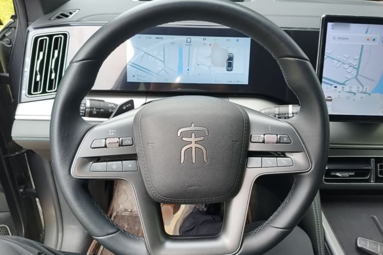 Used BYD Song L DM-i 2025 Intelligent Driving Version 112 km Leading Trim Steering Wheel