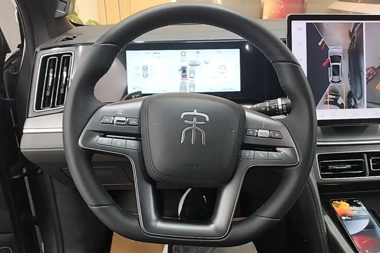 Used BYD Song L DM-i 2025 Intelligent Driving Version 160 km Beyond-Range Type Steering Wheel