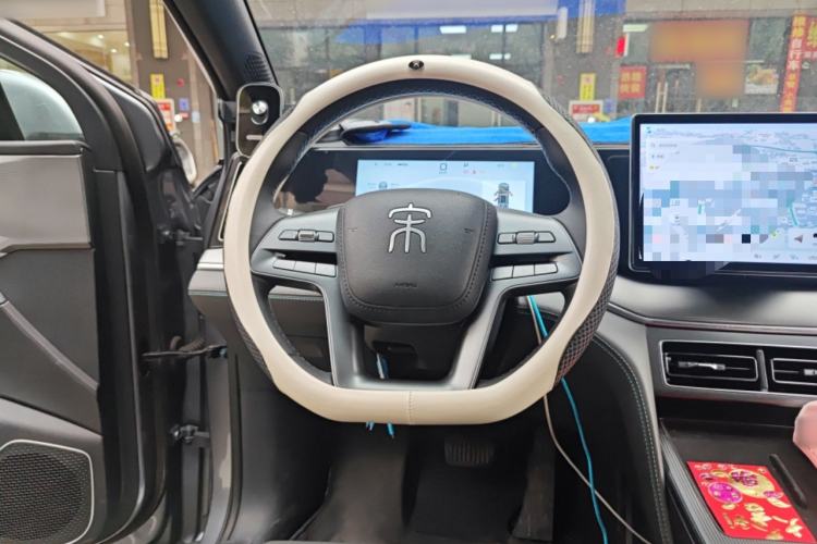 Used BYD Song L DM-i 2025 Intelligent Driving Version 112 km Leading Trim Steering Wheel