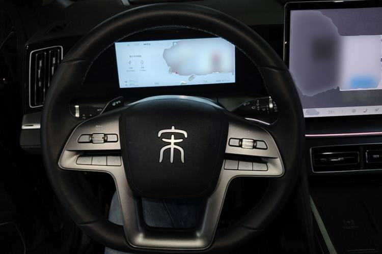 Used BYD Song L DM-i 2025 Intelligent Driving Version 160 km Beyond-Range Type Steering Wheel