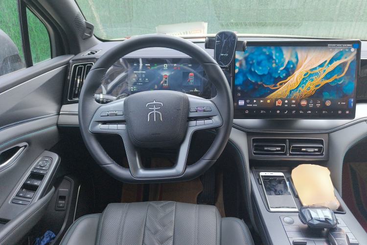 Used BYD Song L DM-i 2025 Intelligent Driving Version 112 km Beyond-Range Type Steering Wheel