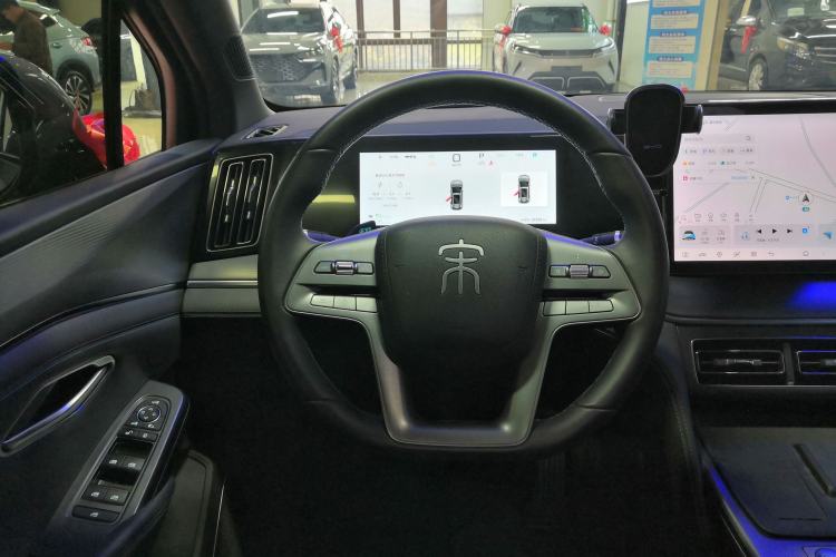Used BYD Song L DM-i 2025 Intelligent Driving Version 112 km Leading Trim Steering Wheel