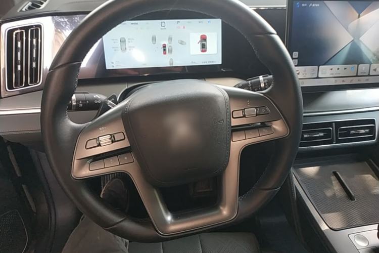 Used BYD Song L DM-i 2025 Intelligent Driving Version 112 km Leading Trim Steering Wheel