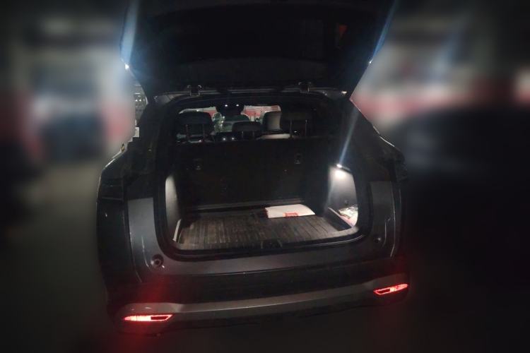 Used BYD Song L DM-i 2025 Intelligent Driving Version 112 km Leading Trim Trunk