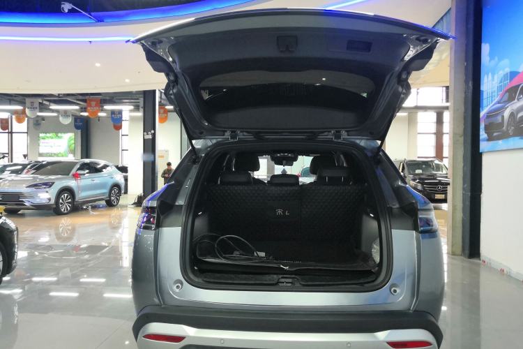 Used BYD Song L DM-i 2025 Intelligent Driving Version 112 km Leading Trim Trunk