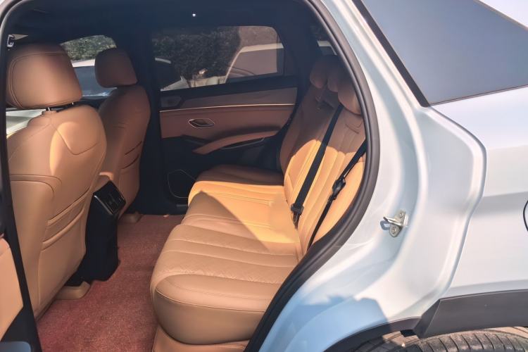 Used BYD Song L DM-i 2025 Intelligent Driving Version 112 km Leading Trim Interior 1
