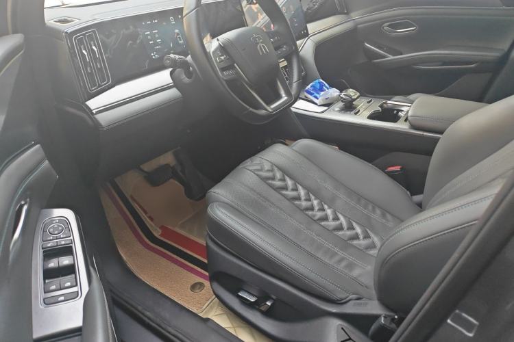 Used BYD Song L DM-i 2025 Intelligent Driving Version 112 km Beyond-Range Type Driver Seat