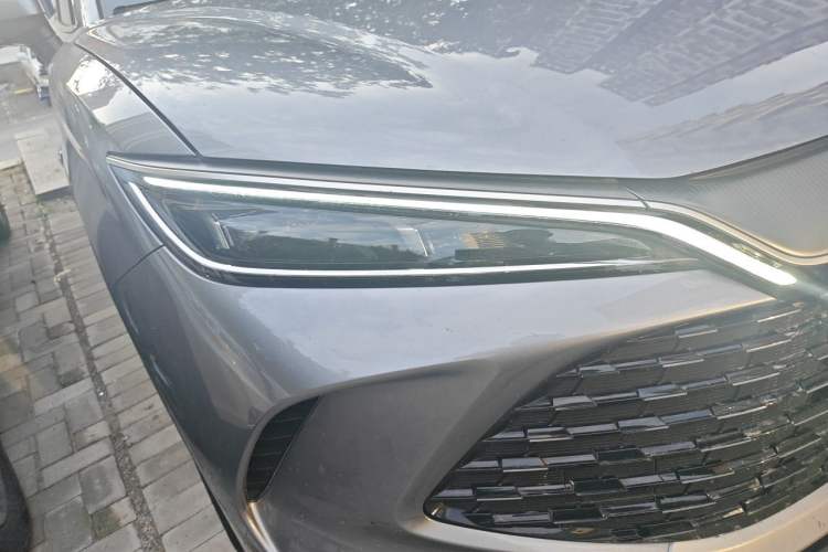 Used BYD Song L DM-i 2025 Intelligent Driving Version 112 km Beyond-Range Type Right Front Headlight