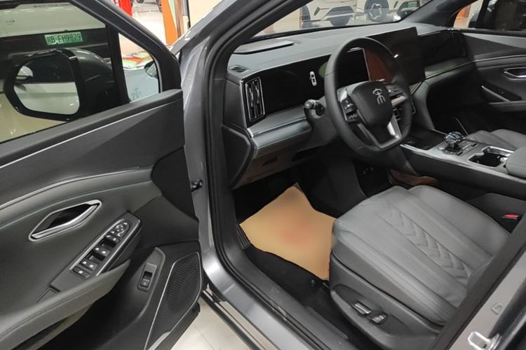 Used BYD Song L DM-i 2025 Intelligent Driving Version 112 km Beyond-Range Type Driver Seat