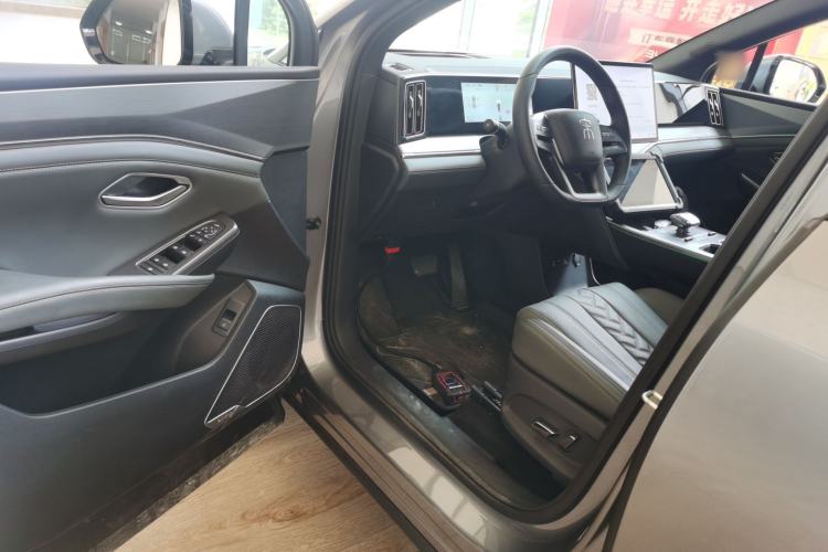 Used BYD Song L DM-i 2025 Intelligent Driving Version 160 km Excellence Edition Driver Seat