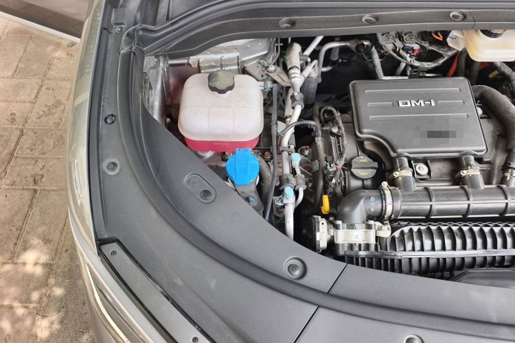 Used BYD Song L DM-i 2025 Intelligent Driving Version 112 km Leading Trim Engine Bay Right