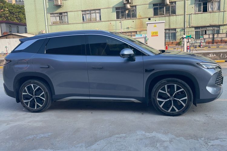 Used BYD Song L DM-i 2025 Intelligent Driving Version 160 km Beyond-Range Type Exterior 2