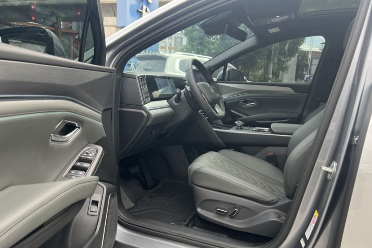 Used BYD Song L DM-i 2025 Intelligent Driving Version 160 km Excellence Edition Exterior 4